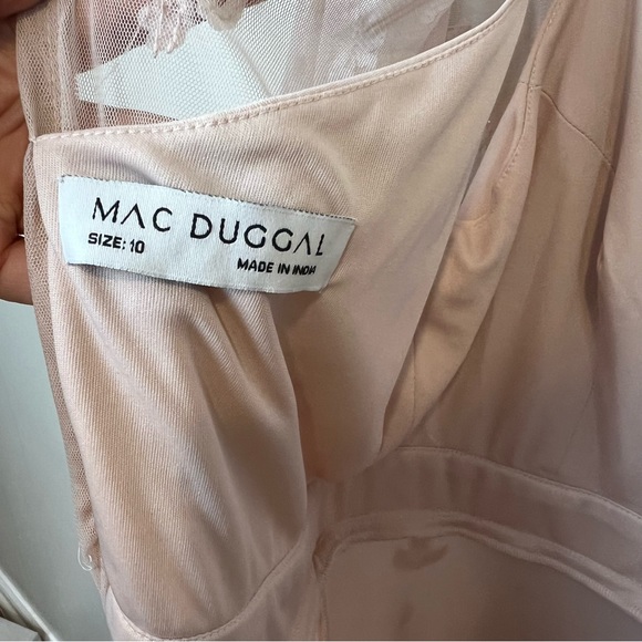 New Mac Duggal Blush V Neck Flutter Sleeve Embellished Mesh Gown, Size 10 - Picture 7 of 9